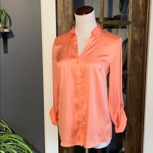 🆕 NWT The Limited Button Down Blouse